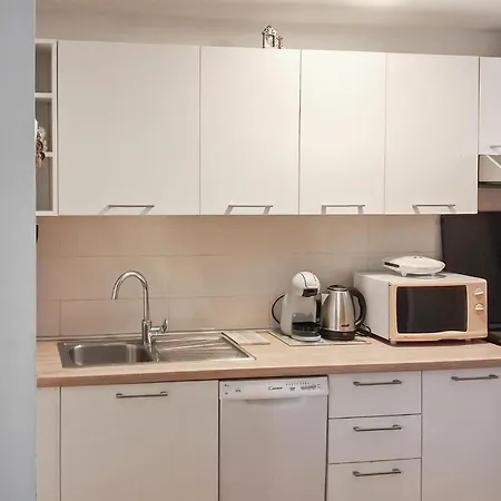 Cozy In With House A Panoramic View Rijeka
